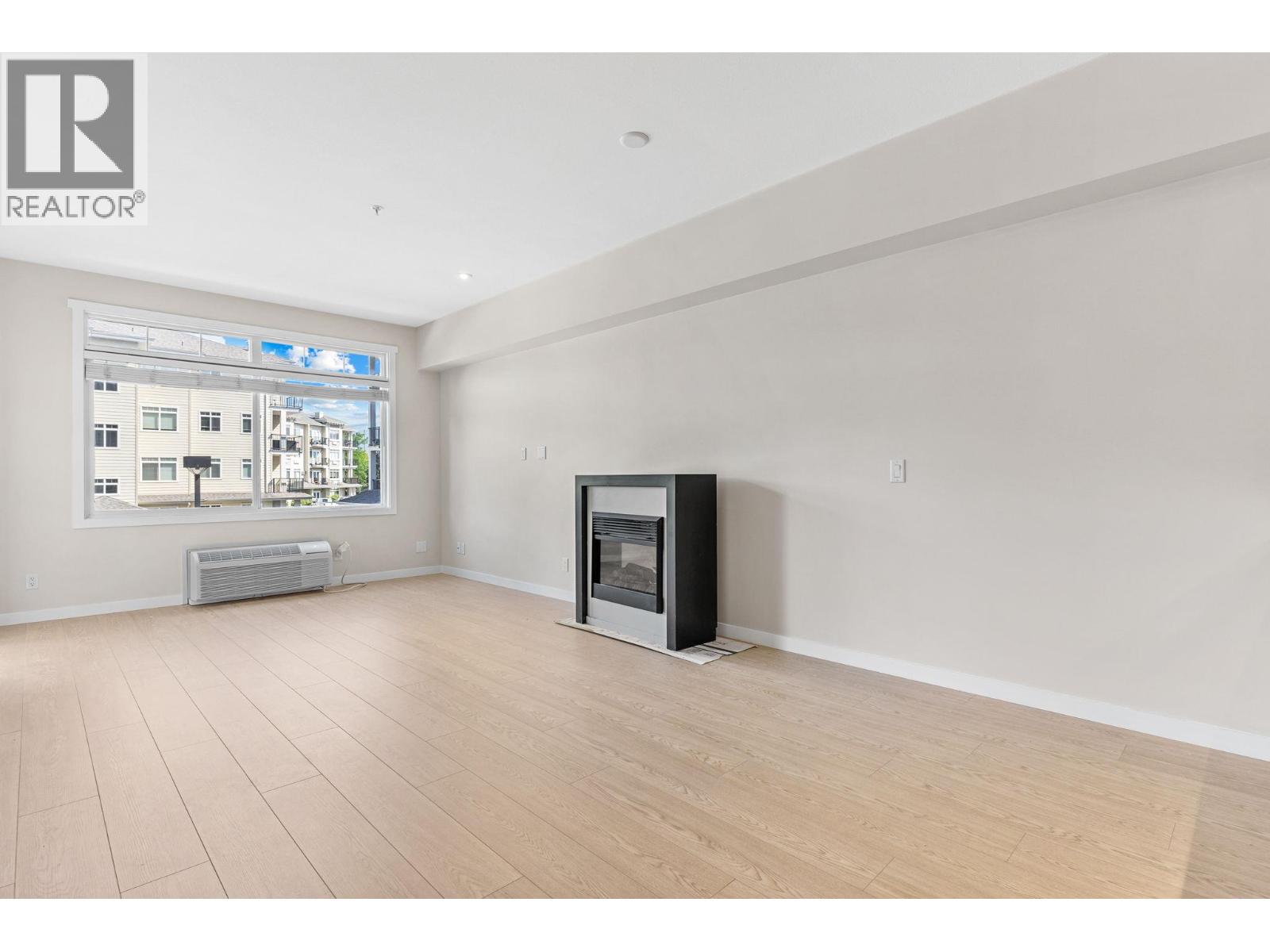 1350 Ridgeway Drive Unit# 202, Kelowna
