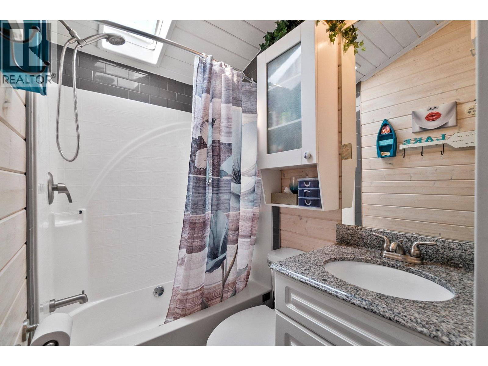 6 1383 Silver Sands Road, Sicamous