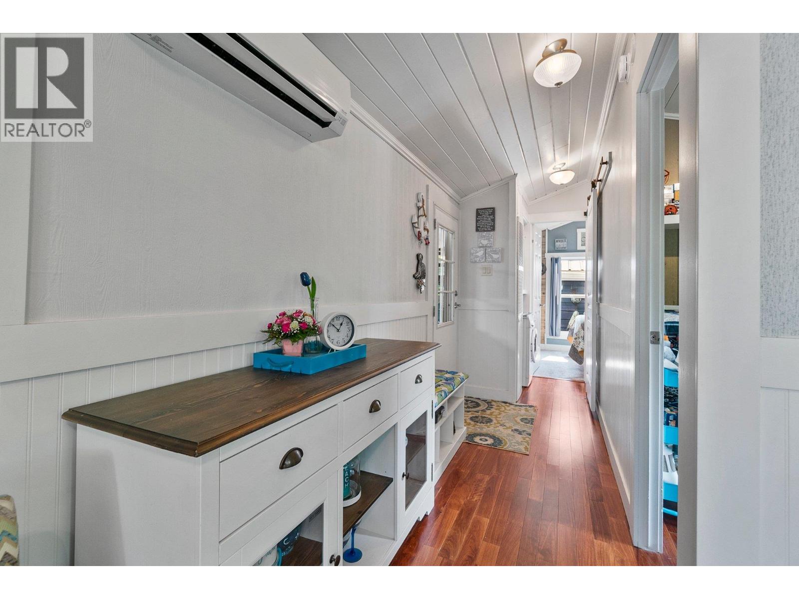 6 1383 Silver Sands Road, Sicamous
