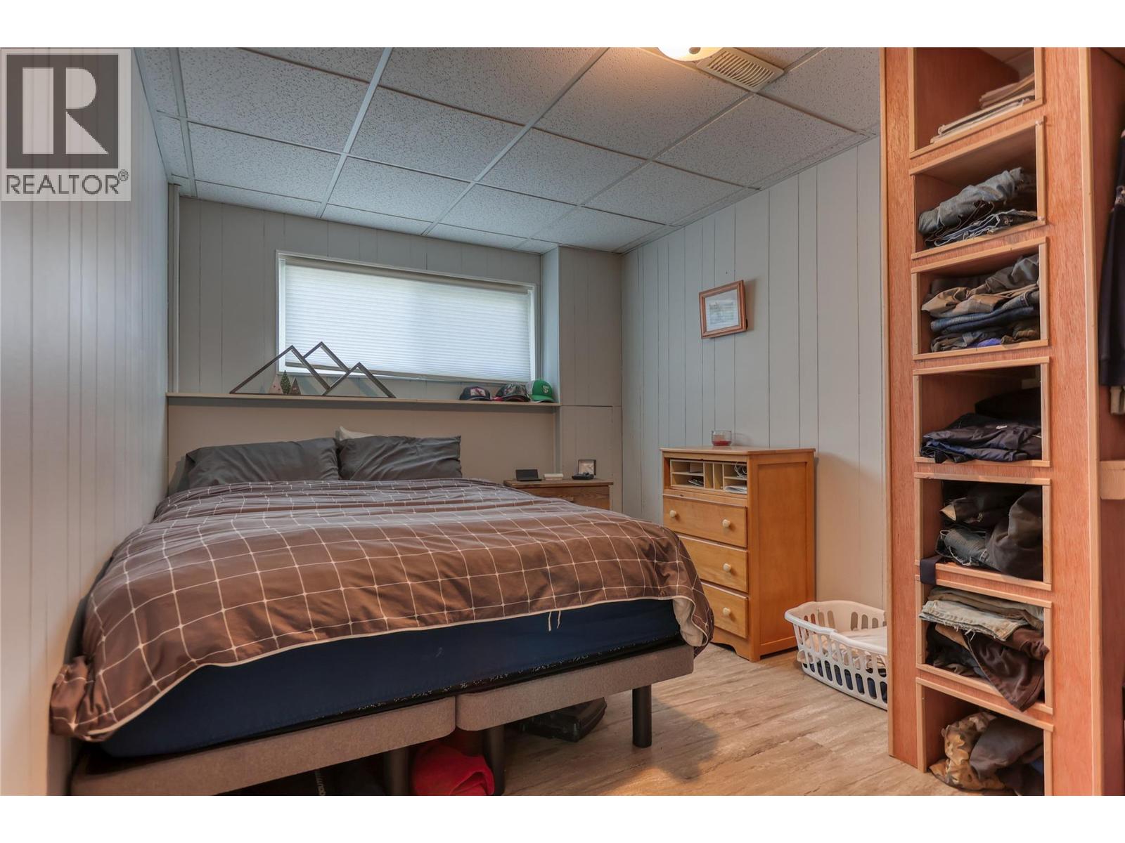 729 Lynnwood Crescent - 24