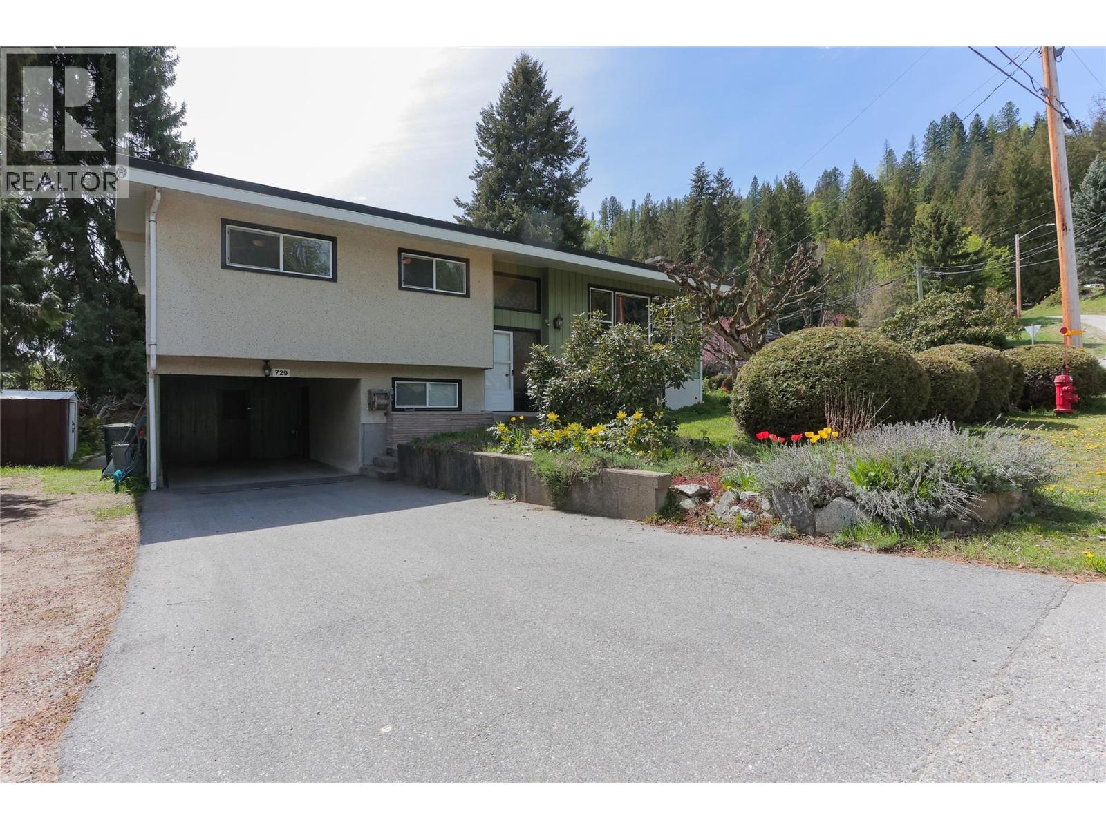 729 Lynnwood Crescent - 30