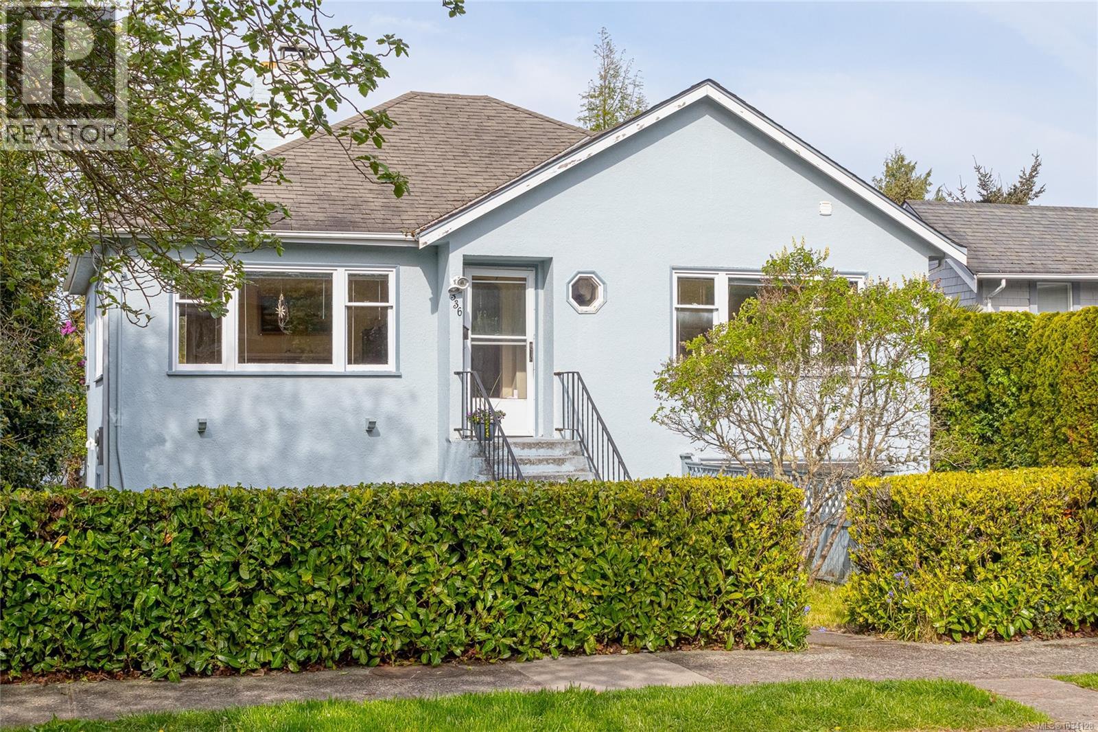 336 Irving Rd - 3