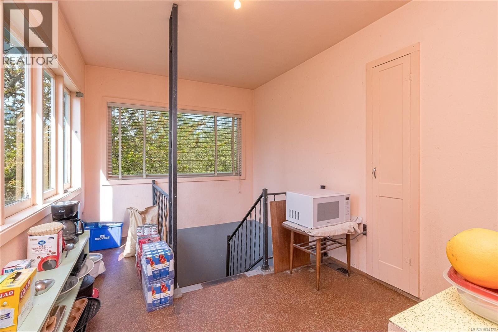 336 Irving Rd - 35