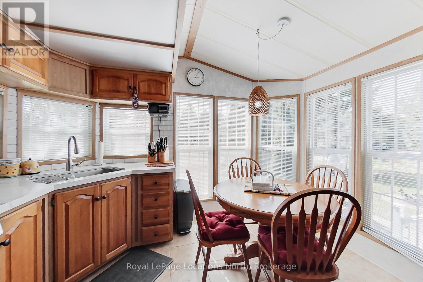 2 WASAGA PINES LANE E - 26