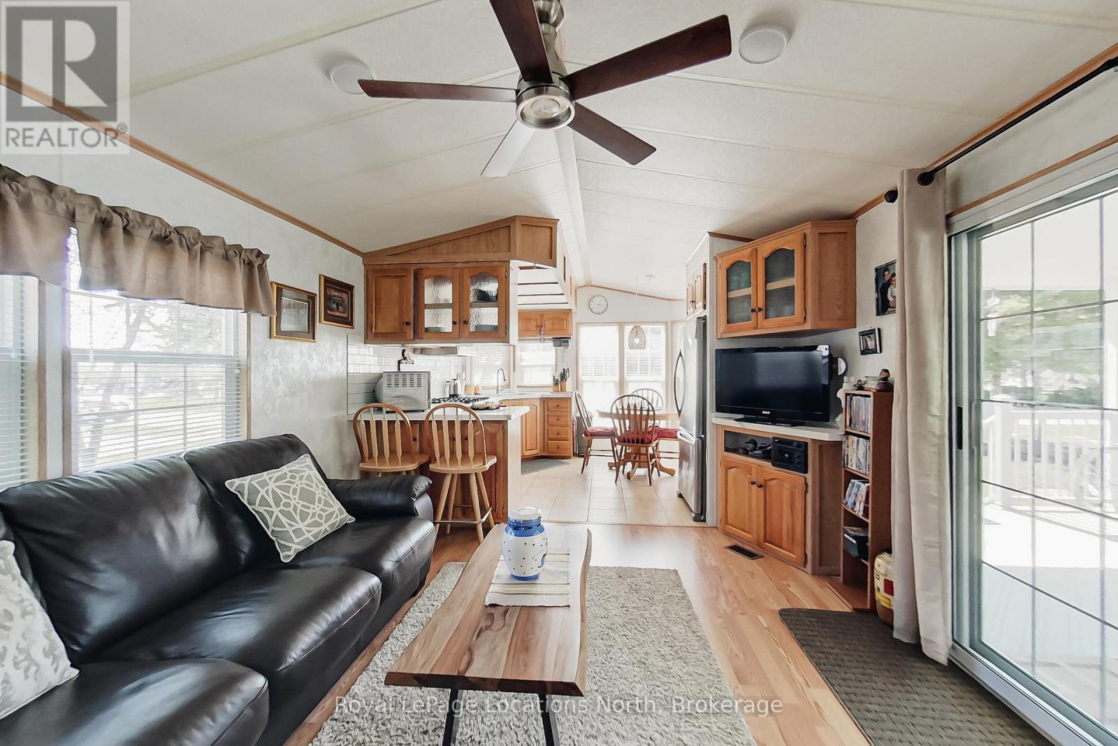 2 WASAGA PINES LANE E - 23
