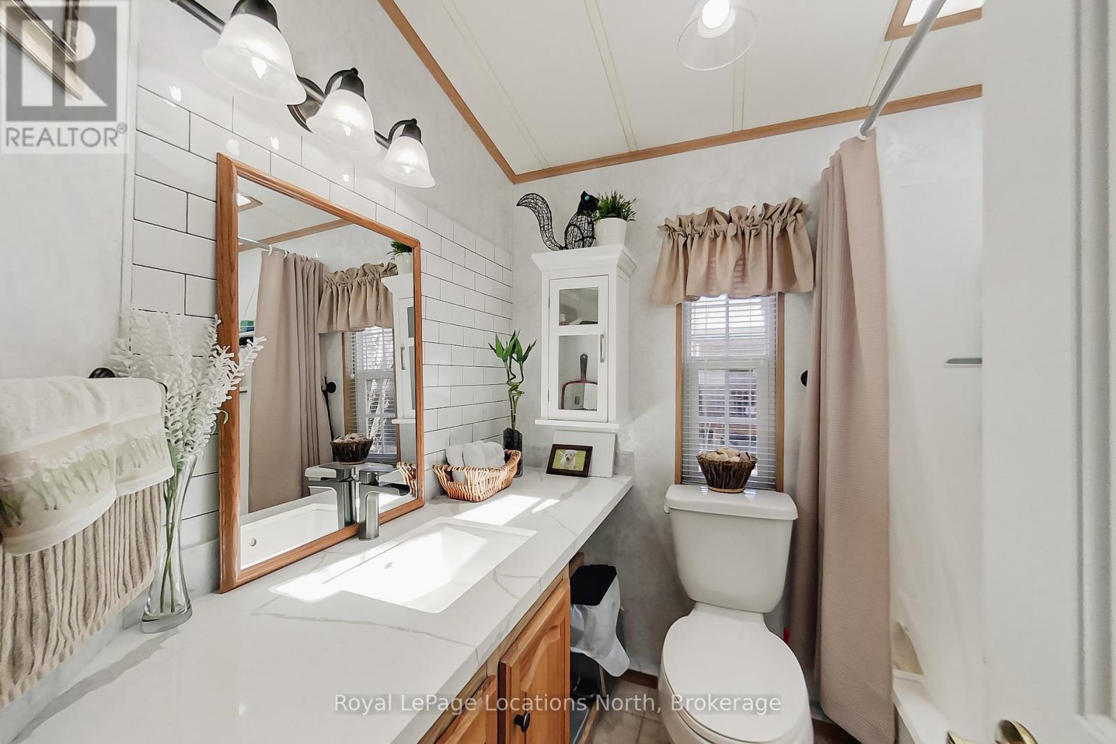 2 WASAGA PINES LANE E - 10