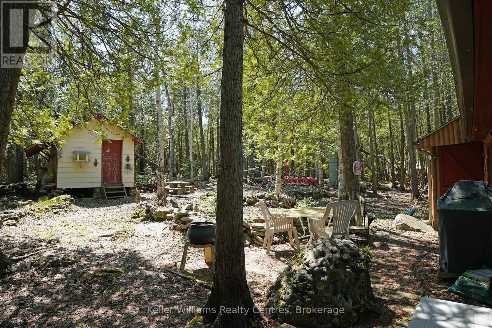 51 CEDAR TRAIL - 34