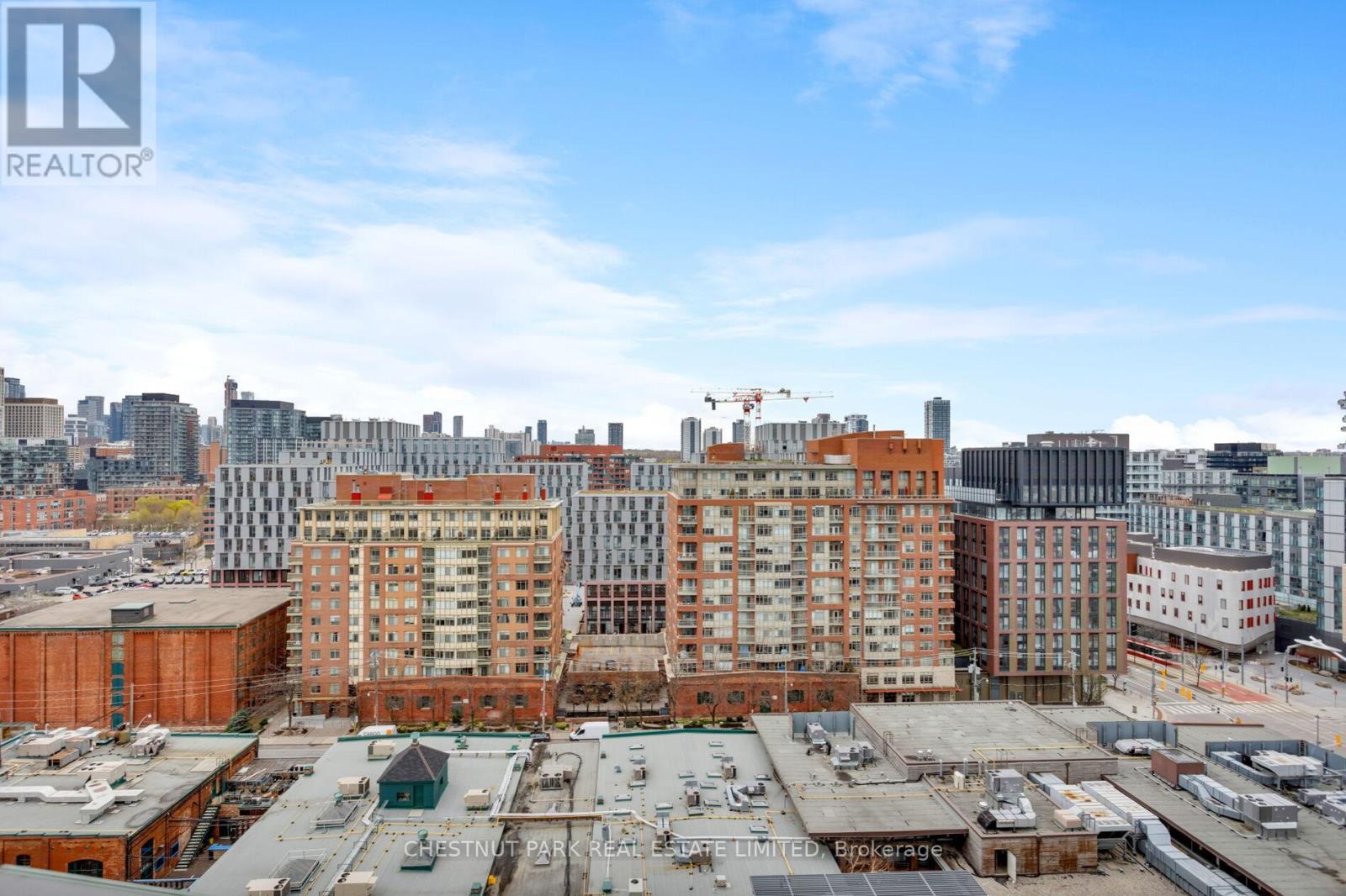 #1302 70 DISTILLERY LANE - 21