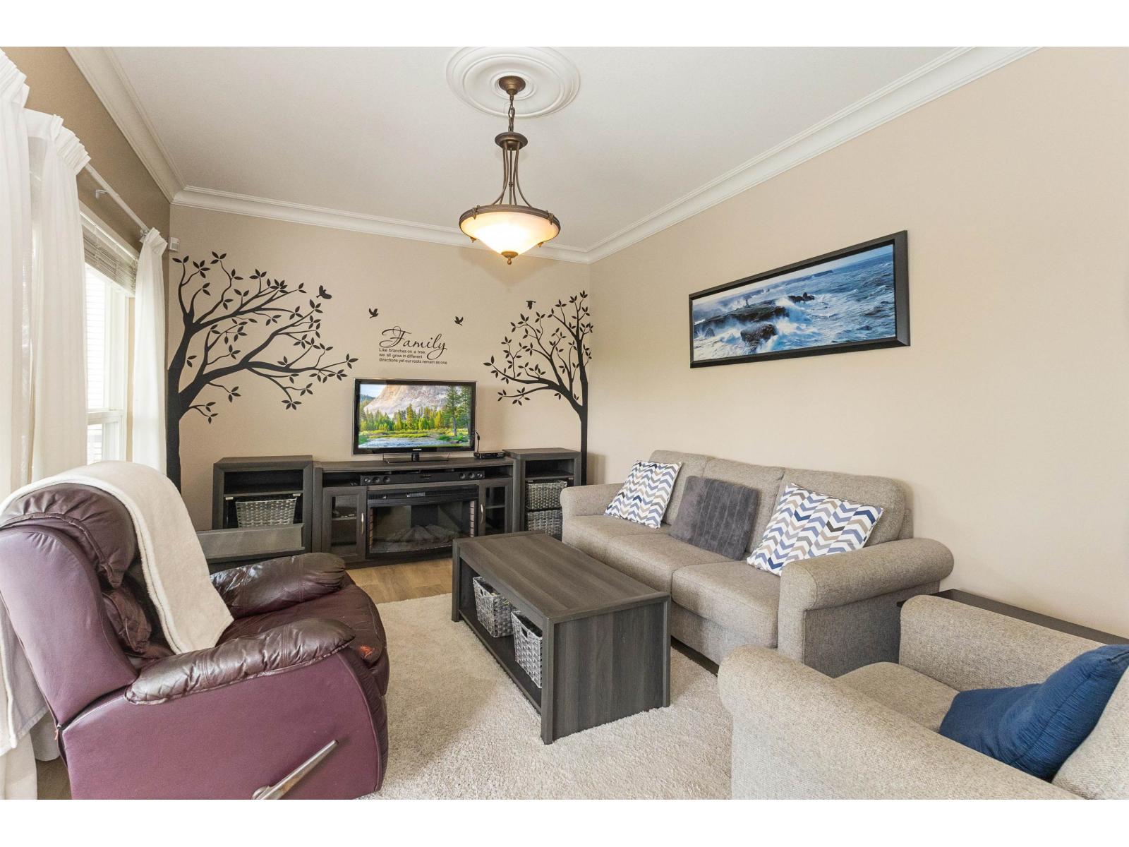 5 Bed, 4 Bath House for Sale in Abbotsford – 3297 MCKINLEY DRIVE, Abbotsford - Image 6