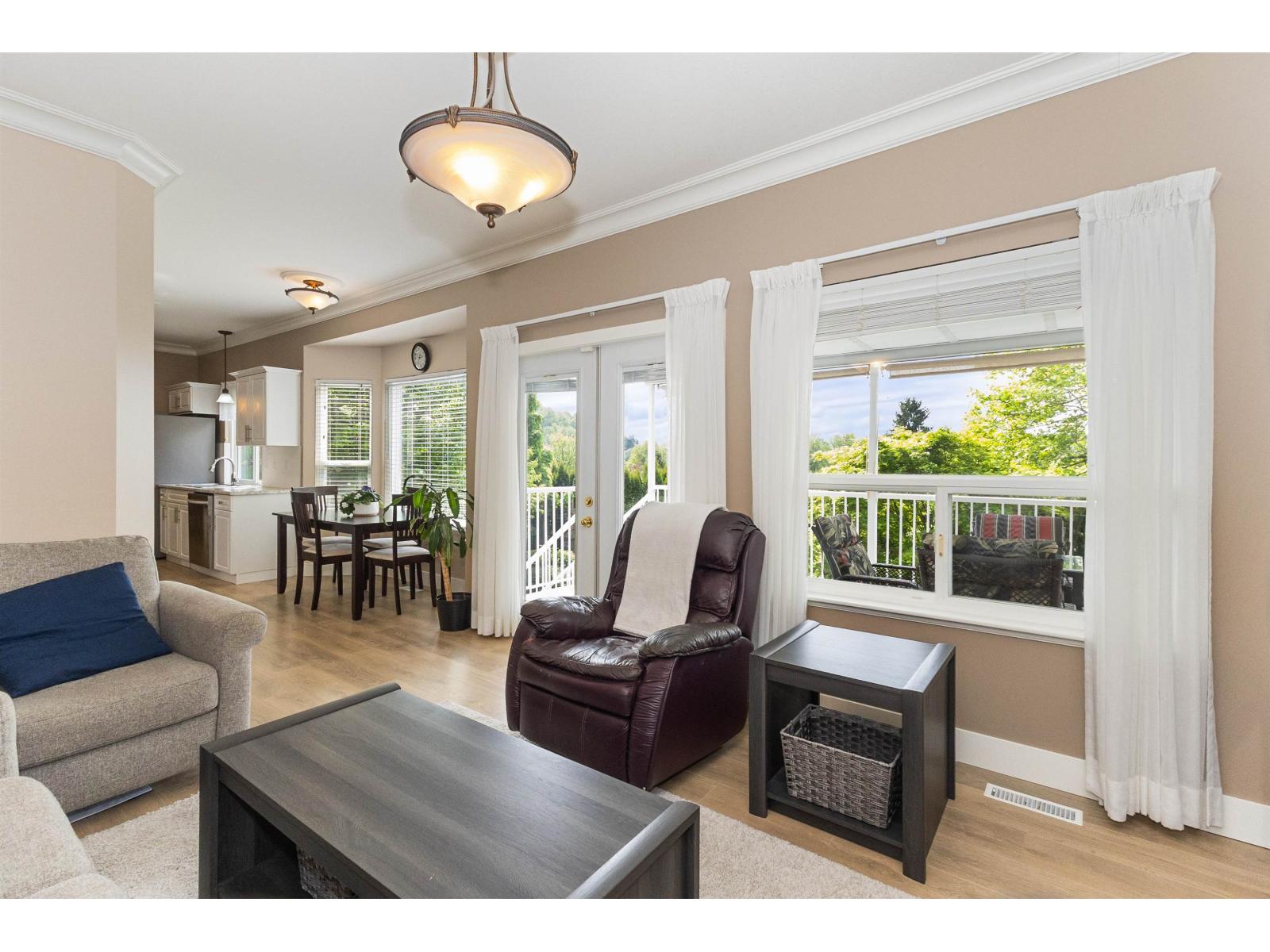 5 Bed, 4 Bath House for Sale in Abbotsford – 3297 MCKINLEY DRIVE, Abbotsford - Image 7