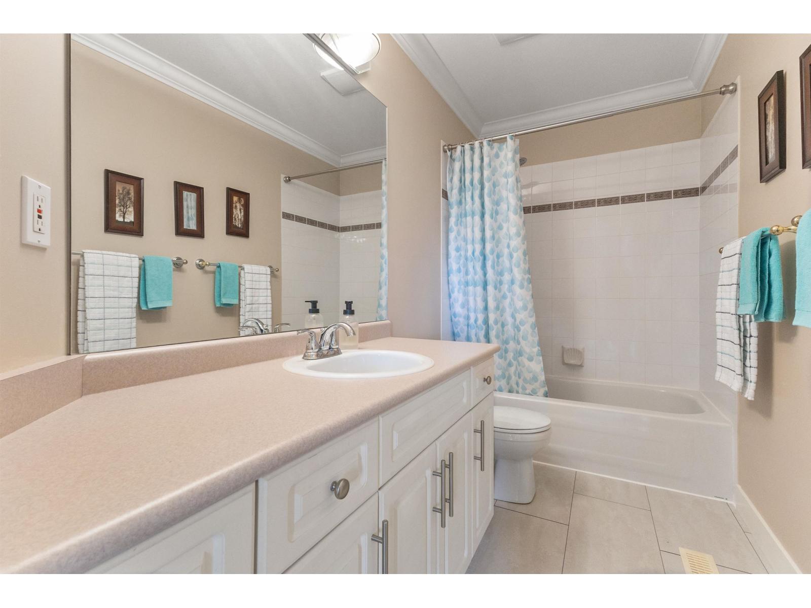 5 Bed, 4 Bath House for Sale in Abbotsford – 3297 MCKINLEY DRIVE, Abbotsford - Image 23