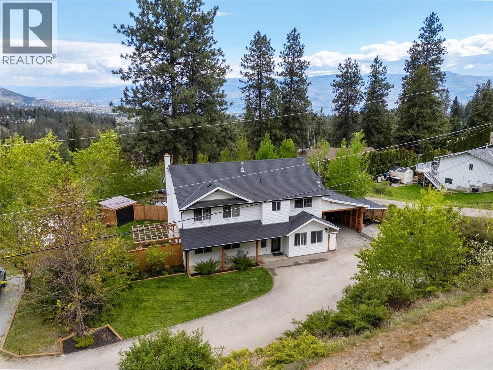 3171 Canary Drive, West Kelowna