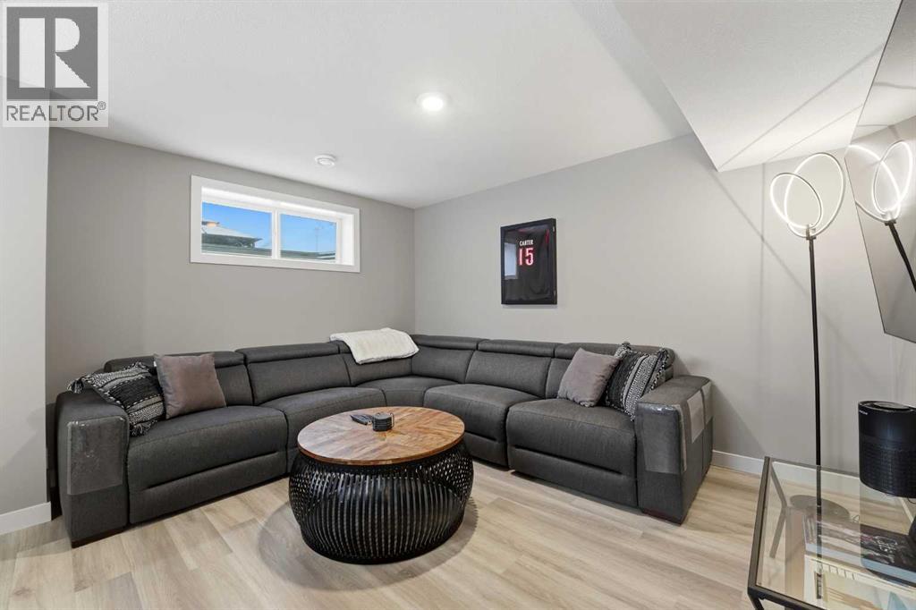140 Lindman Avenue, Red Deer