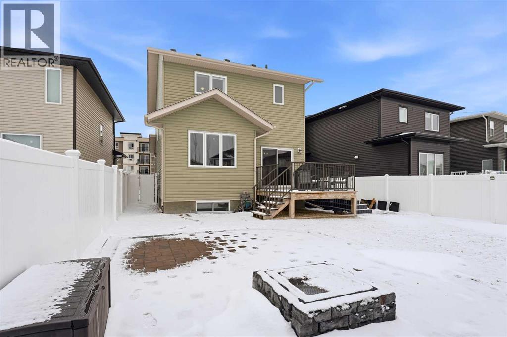 140 Lindman Avenue, Red Deer