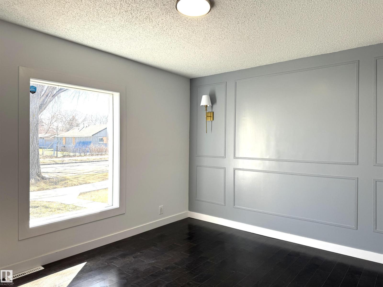 12948 116 ST NW, Edmonton