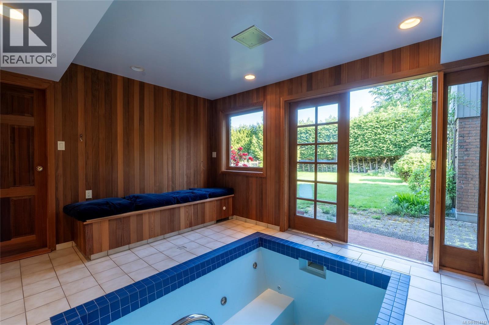  564 Towner Road, North Saanich
