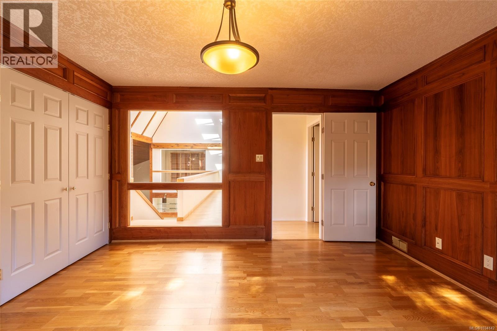  564 Towner Road, North Saanich