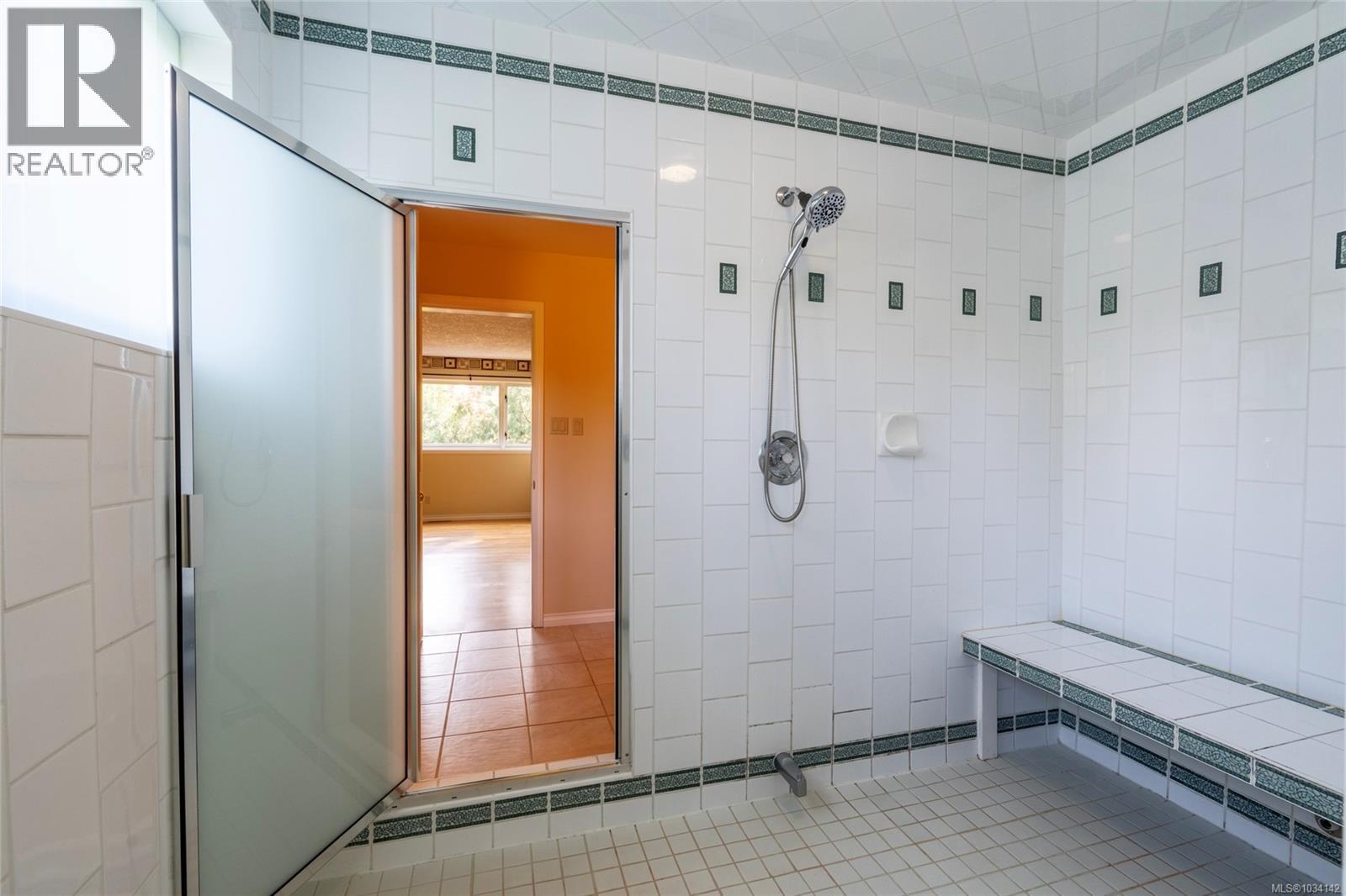  564 Towner Road, North Saanich