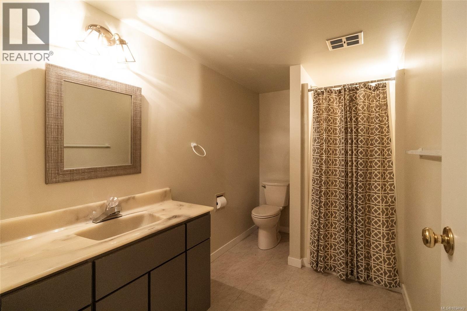  564 Towner Road, North Saanich