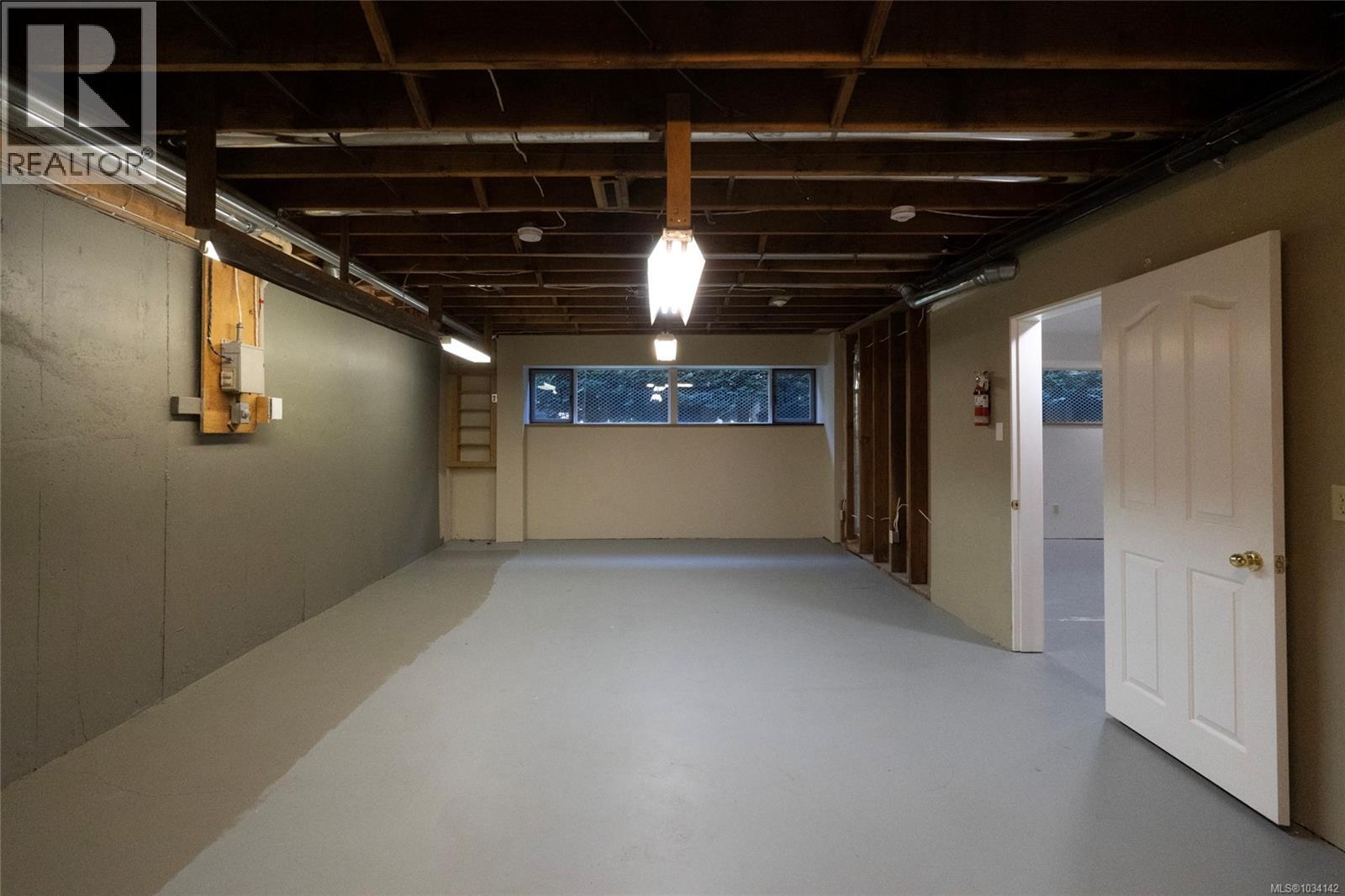  564 Towner Road, North Saanich
