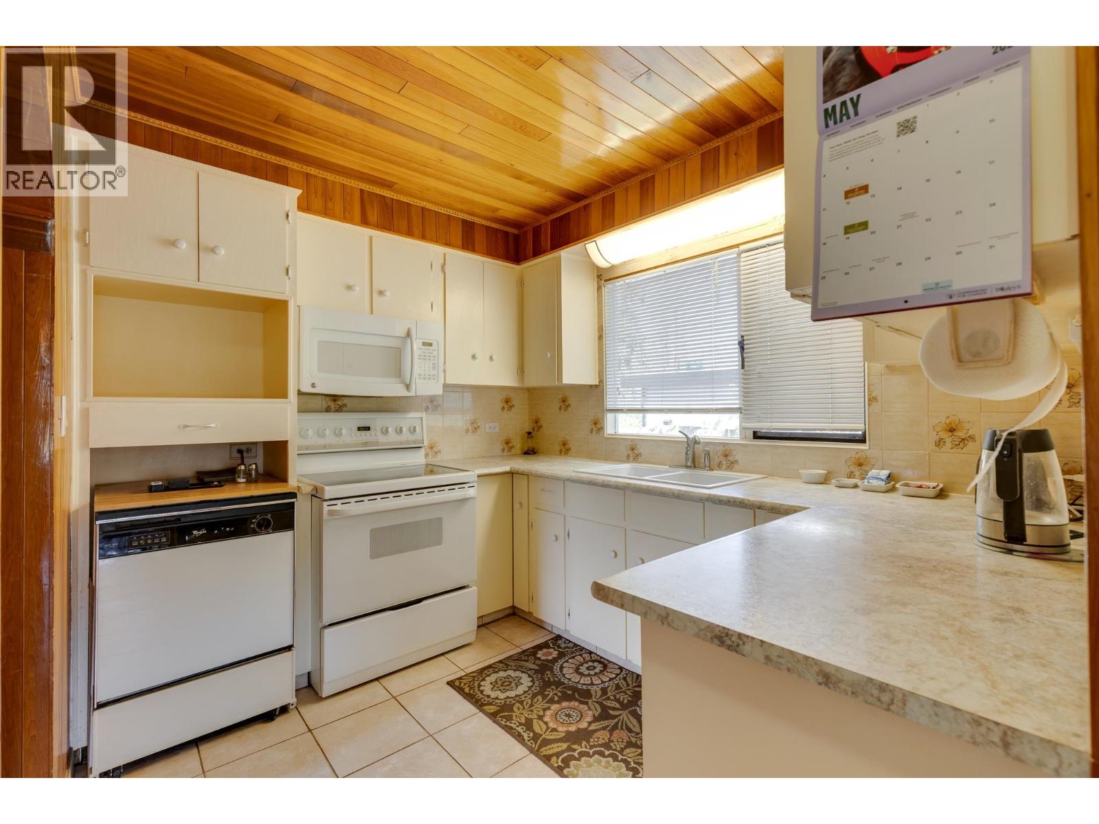 1591 CEDAR STREET, Prince George