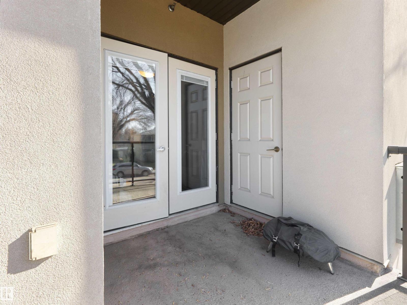 #13 11518 76 AV NW, Edmonton
