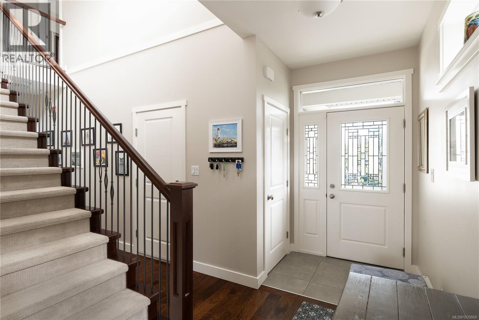 #256 6995 Nordin Rd - 23