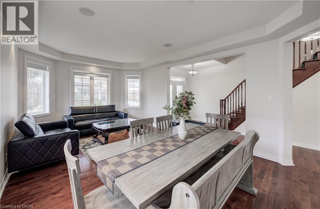 47 DELLGROVE Circle, Cambridge, Ontario, N1T2J9 — Photo 10