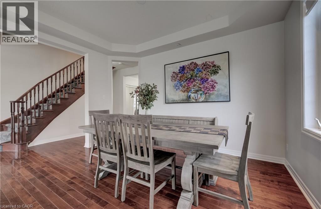 47 DELLGROVE Circle, Cambridge, Ontario, N1T2J9 — Photo 7