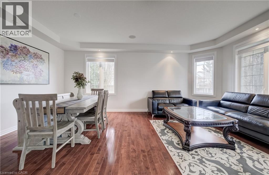 47 DELLGROVE Circle, Cambridge, Ontario, N1T2J9 — Photo 5