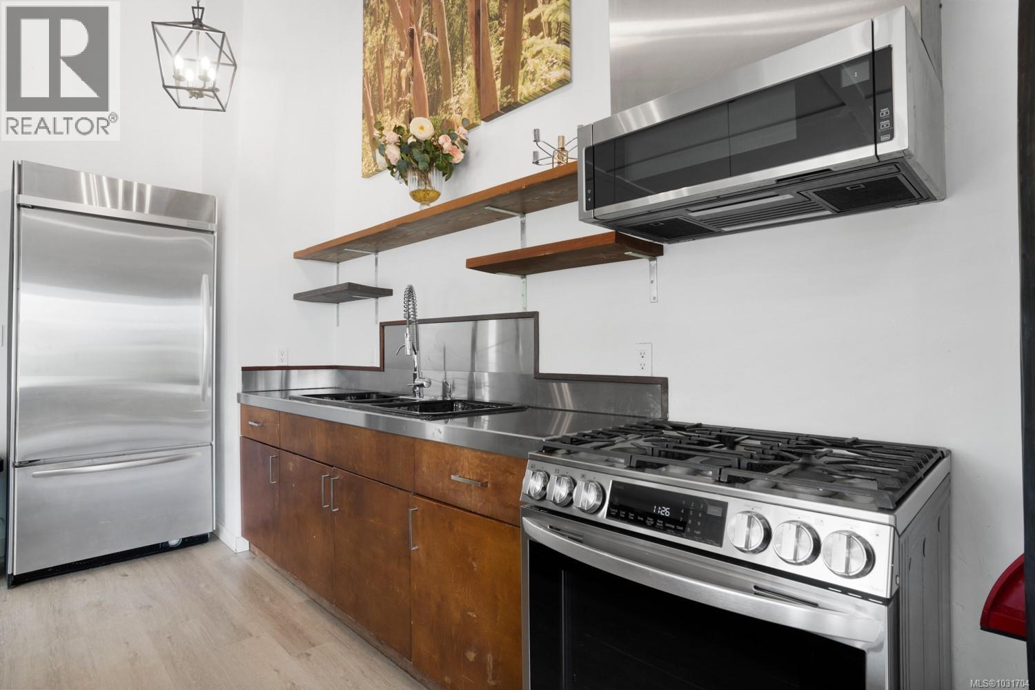 5876 Stoltze Rd - 42