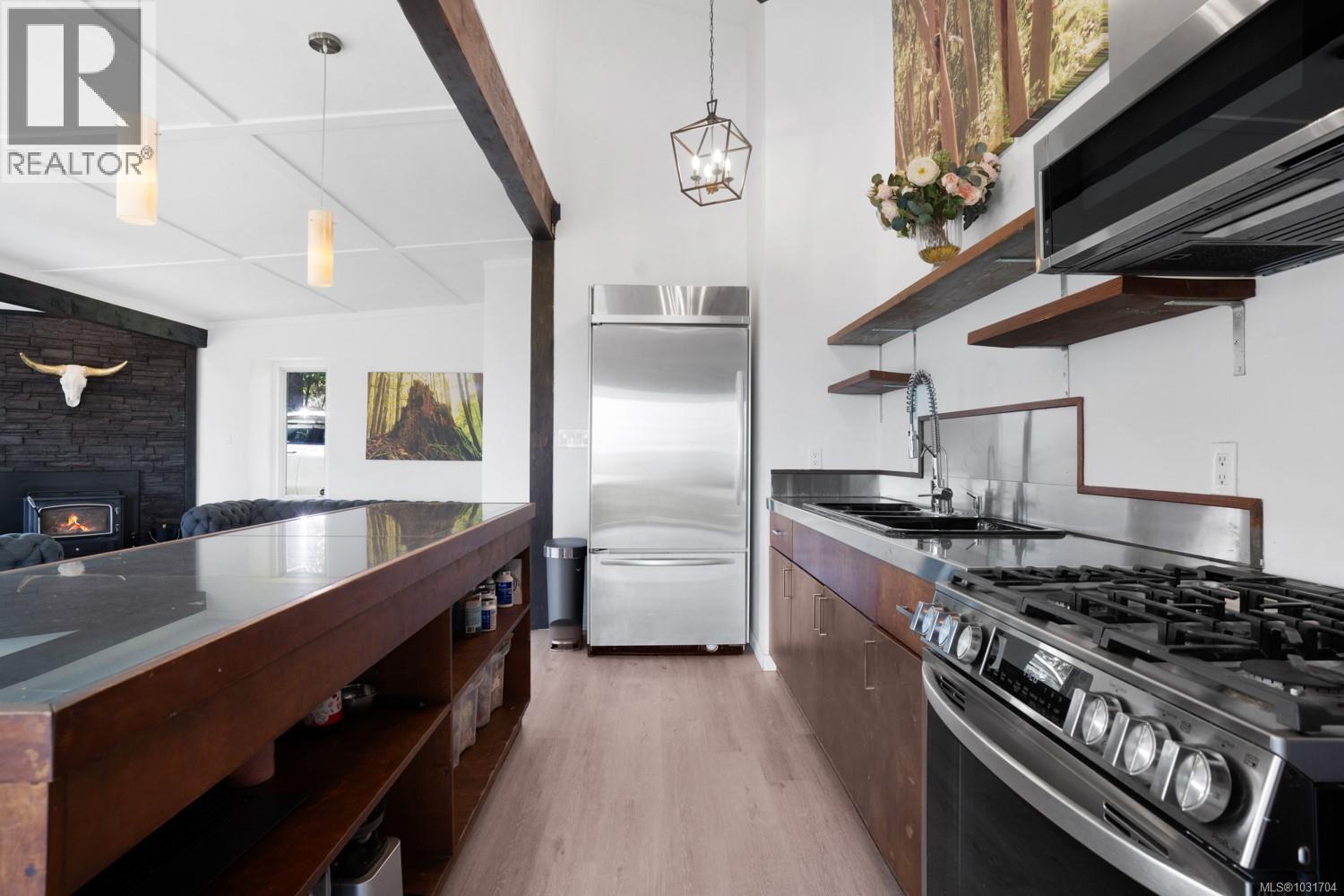 5876 Stoltze Rd - 41