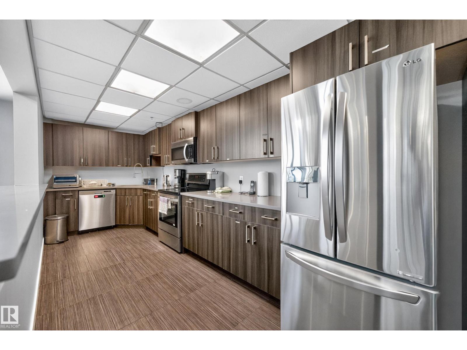 #109 5151 WINDERMERE BV SW, Edmonton
