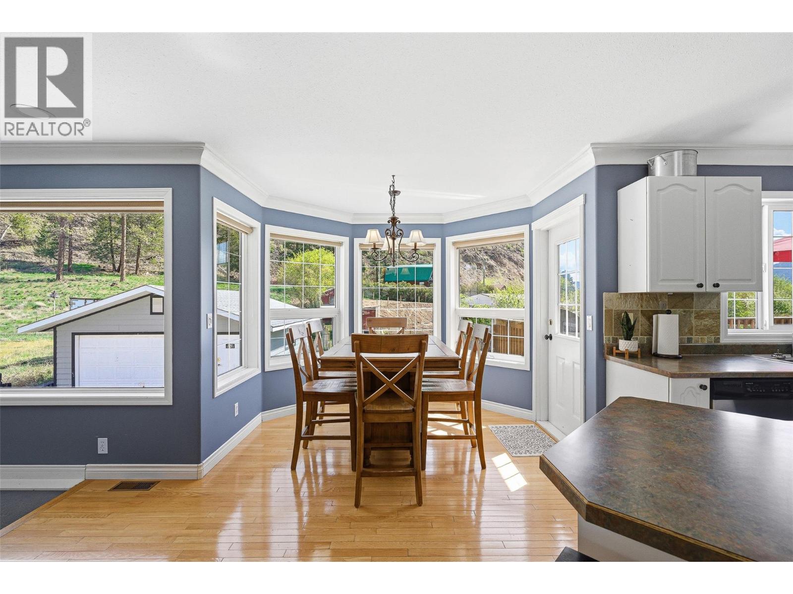 493 Marshall Road - 24