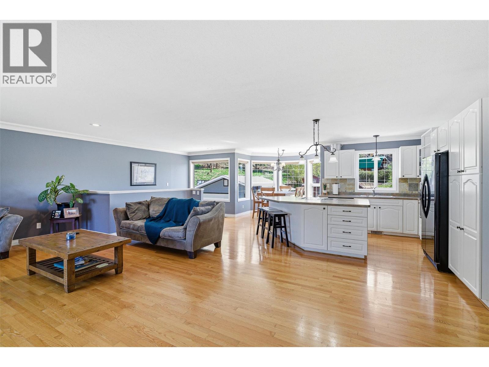 493 Marshall Road - 15