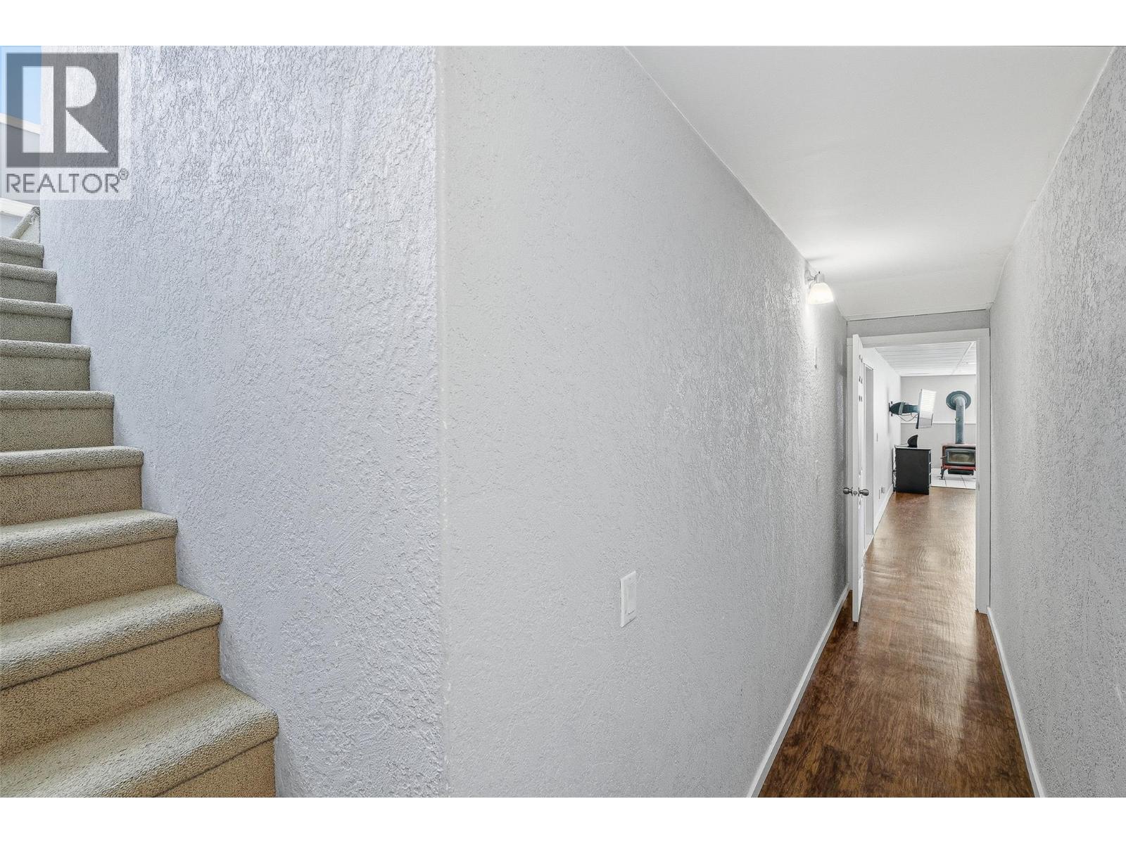 493 Marshall Road - 50