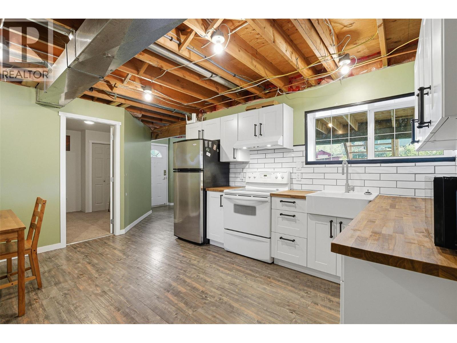 493 Marshall Road - 63