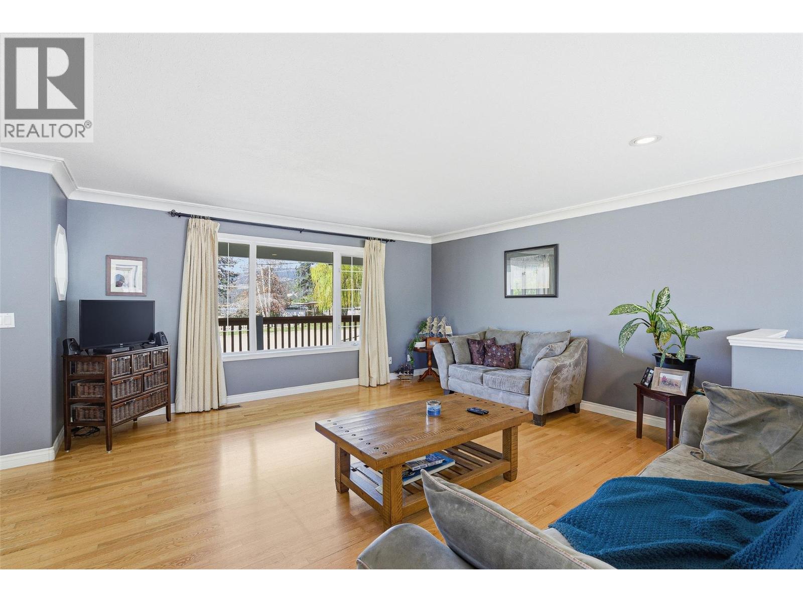 493 Marshall Road - 17