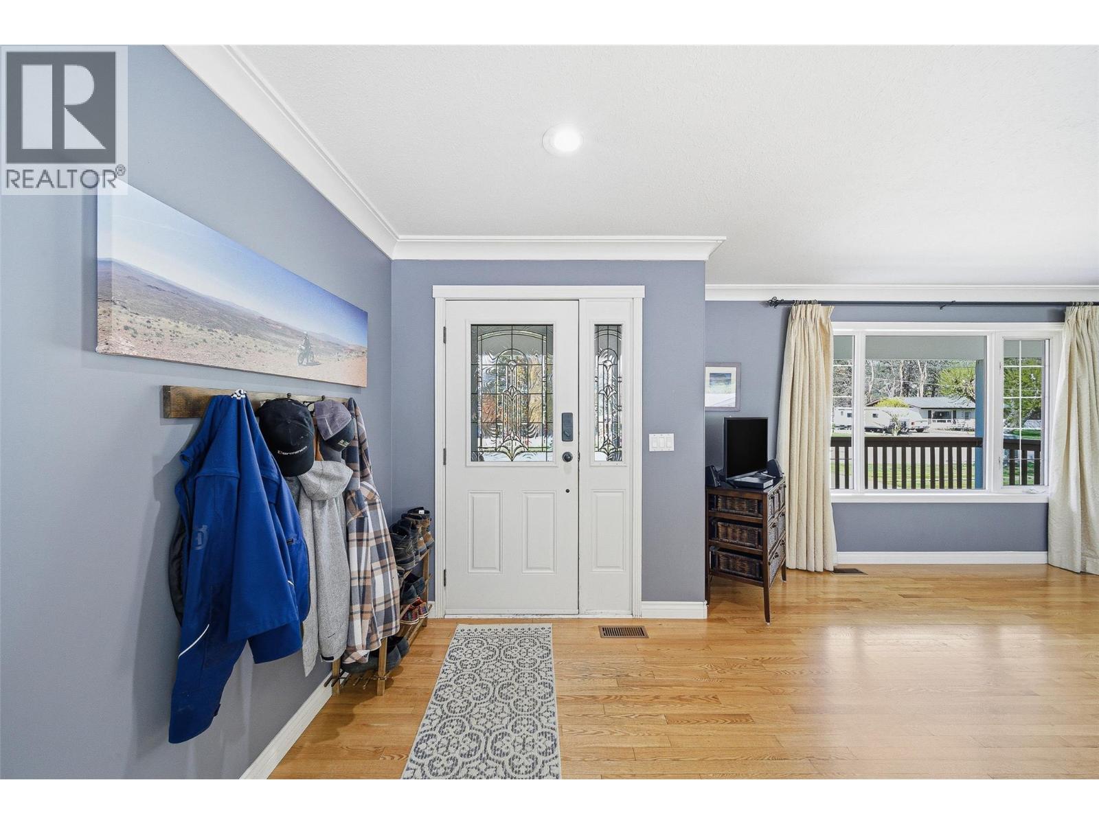 493 Marshall Road - 8