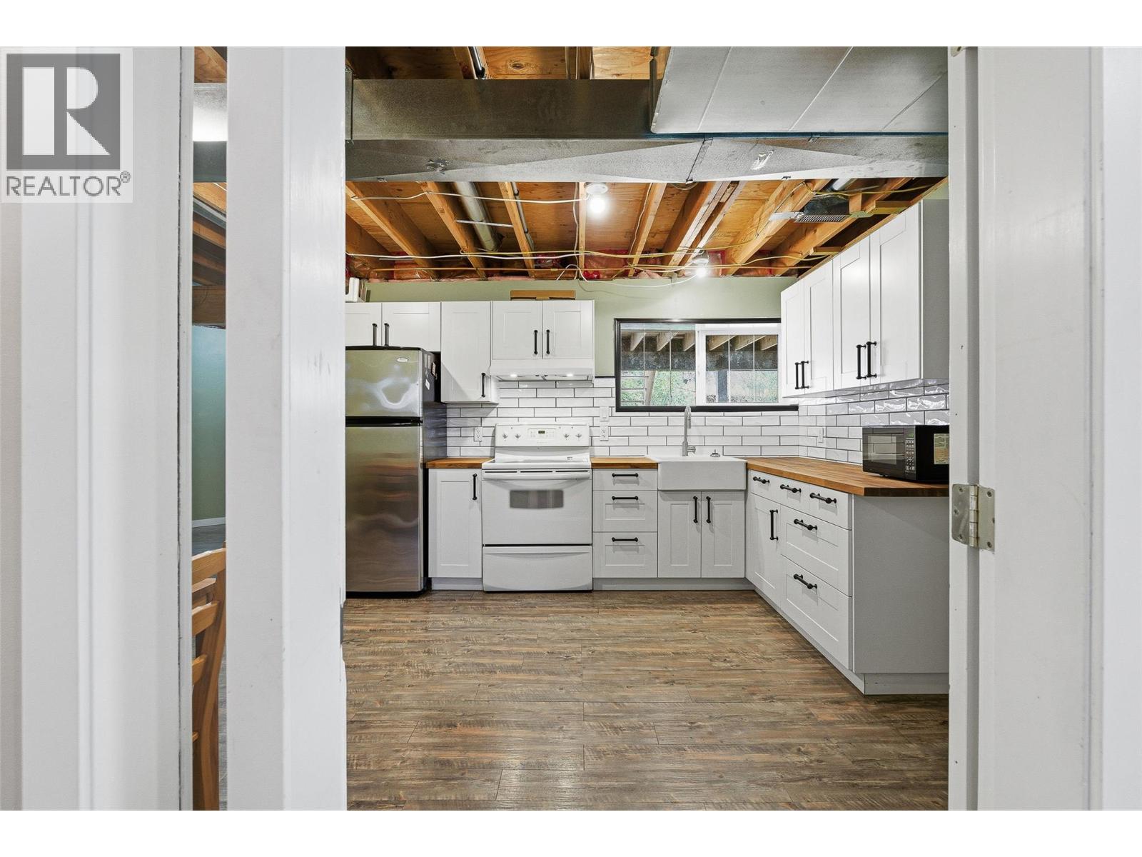 493 Marshall Road - 59