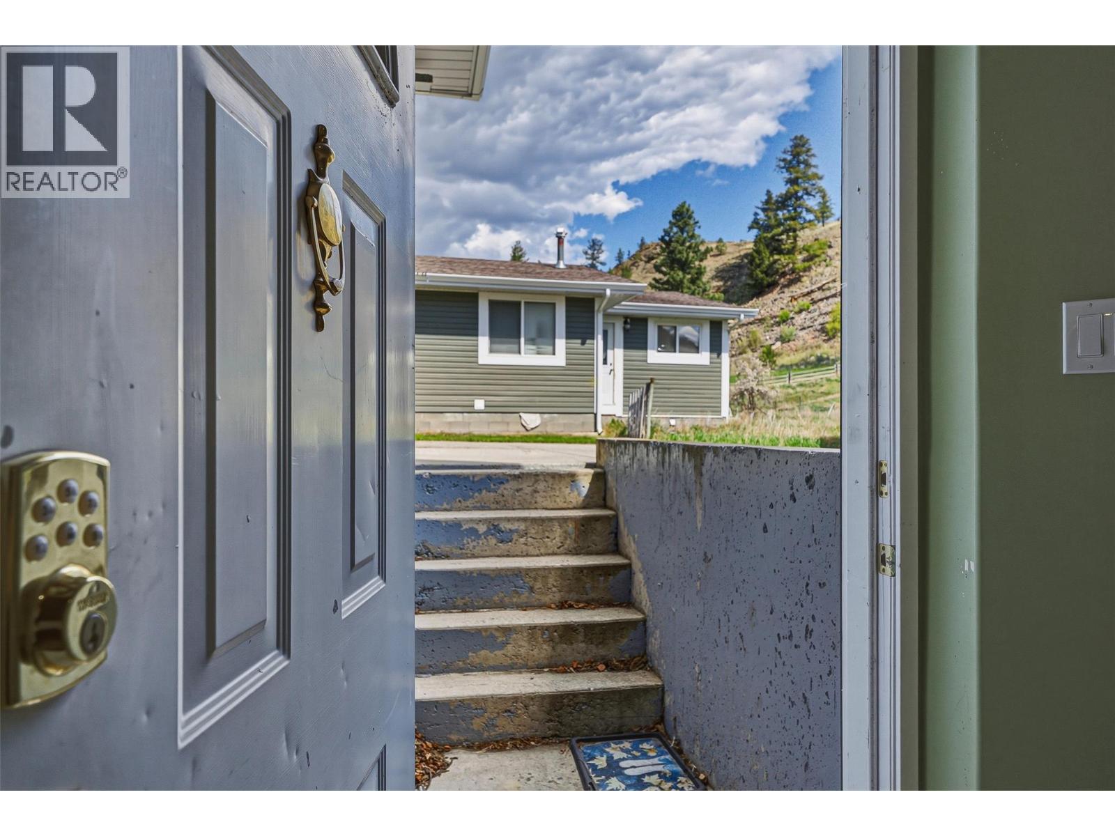 493 Marshall Road - 69