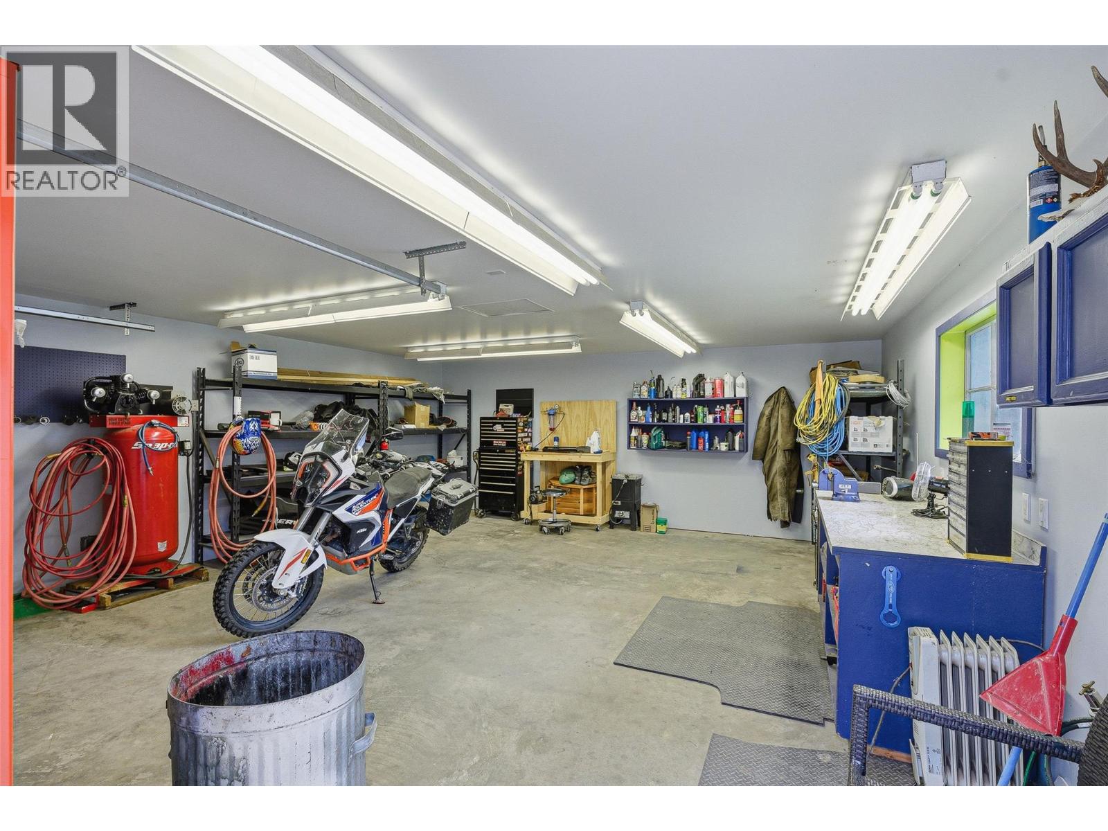 493 Marshall Road - 71