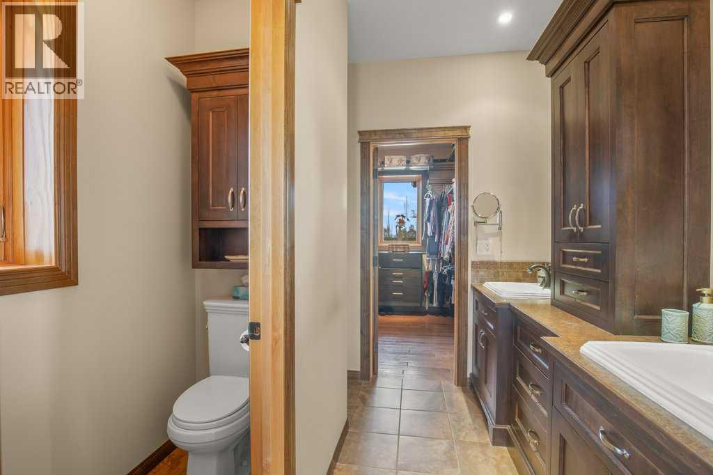 28501 Highway 596, Rural Red Deer County