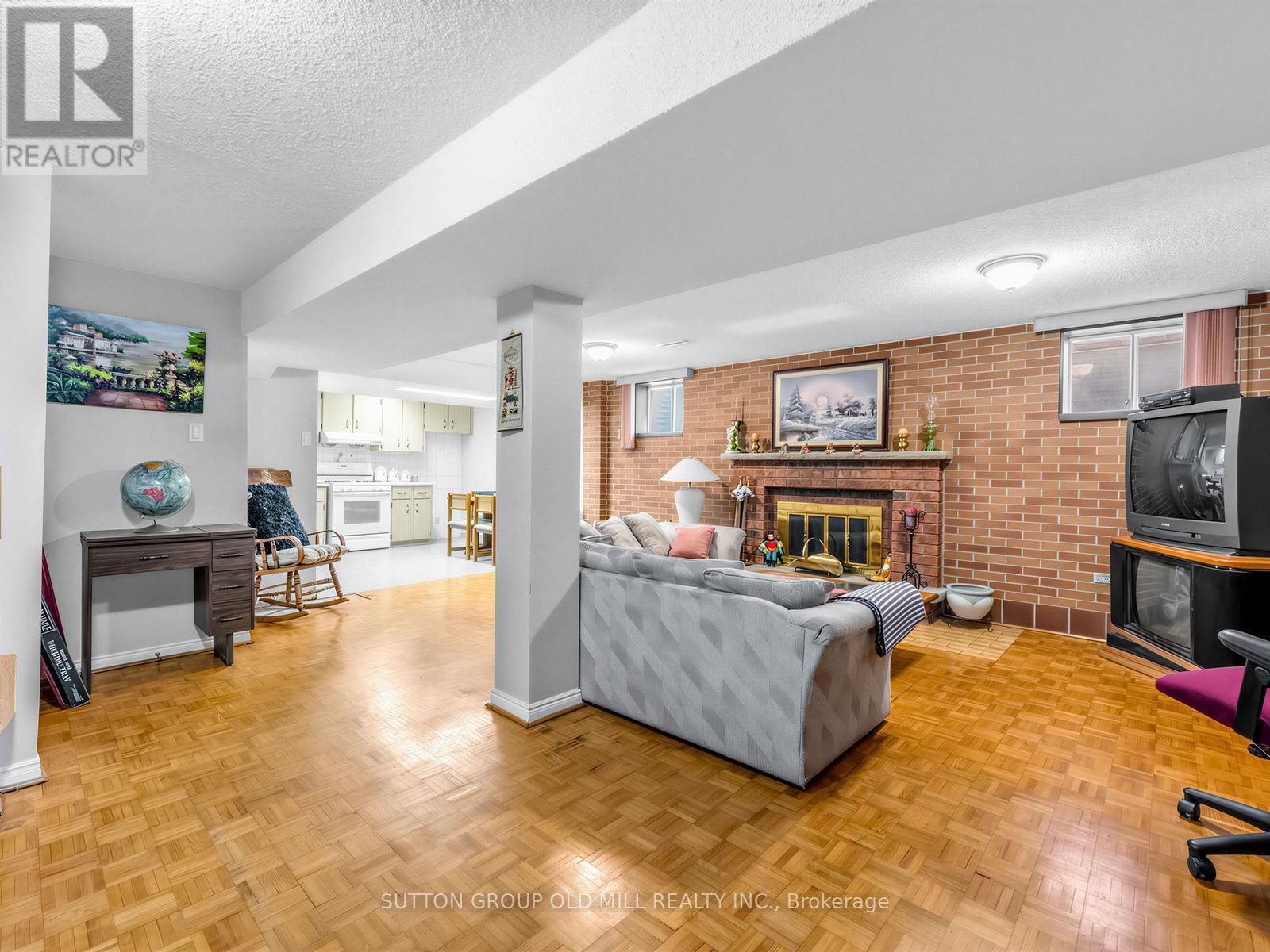 4157 OTTEWELL CRESCENT - 12