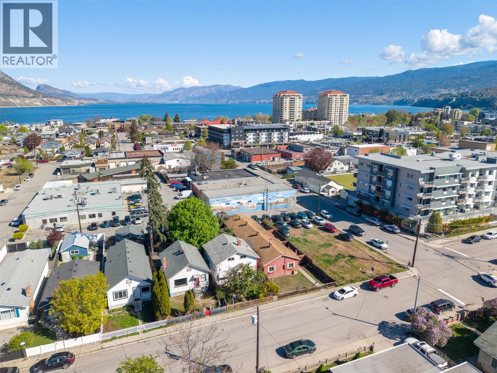 329 Nanaimo Avenue W, Penticton