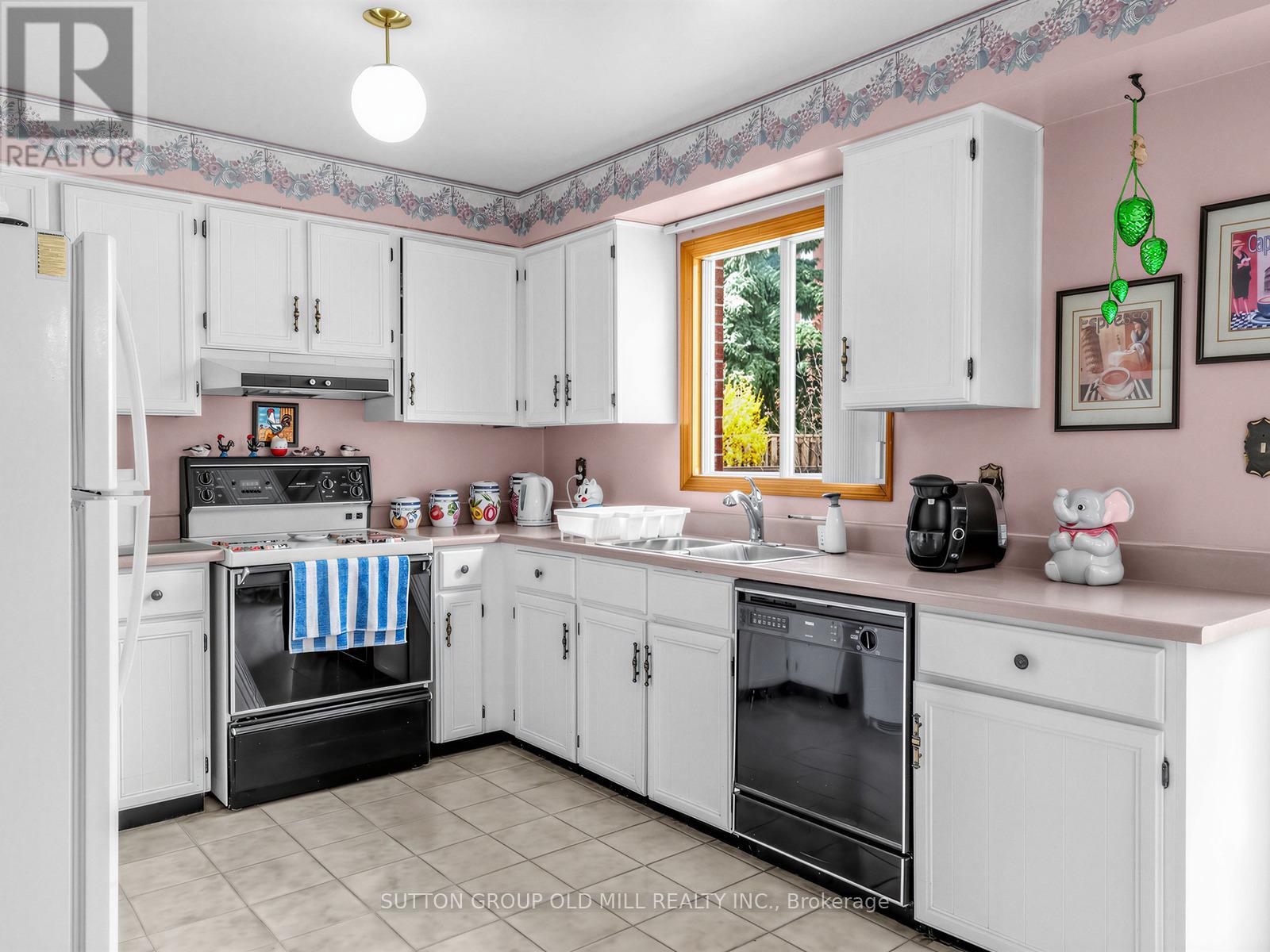 4157 OTTEWELL CRESCENT - 8