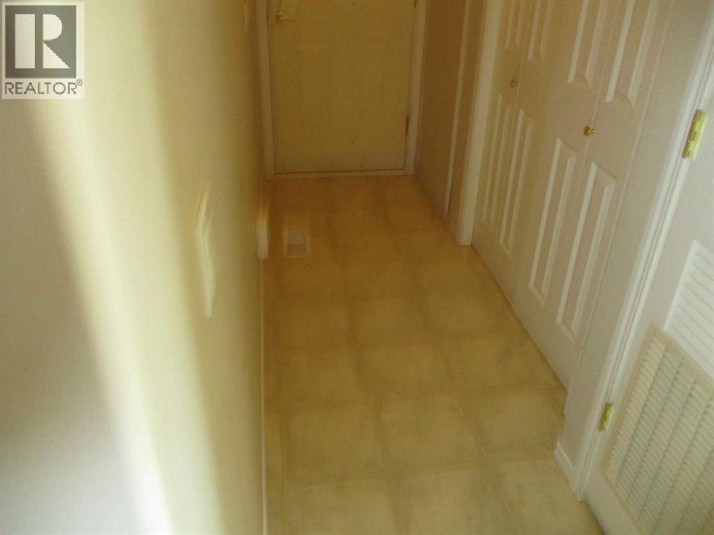 804 2nd Street NW - 27