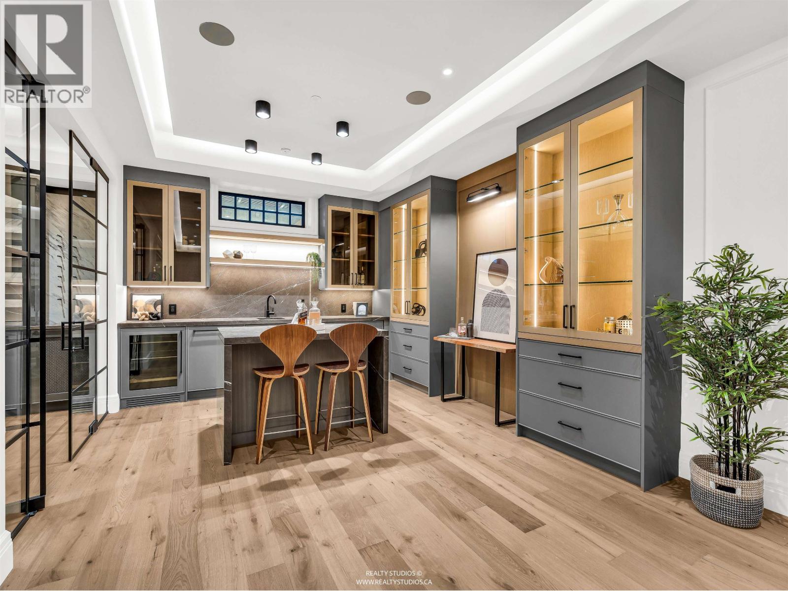 2050 SW MARINE DRIVE, Vancouver