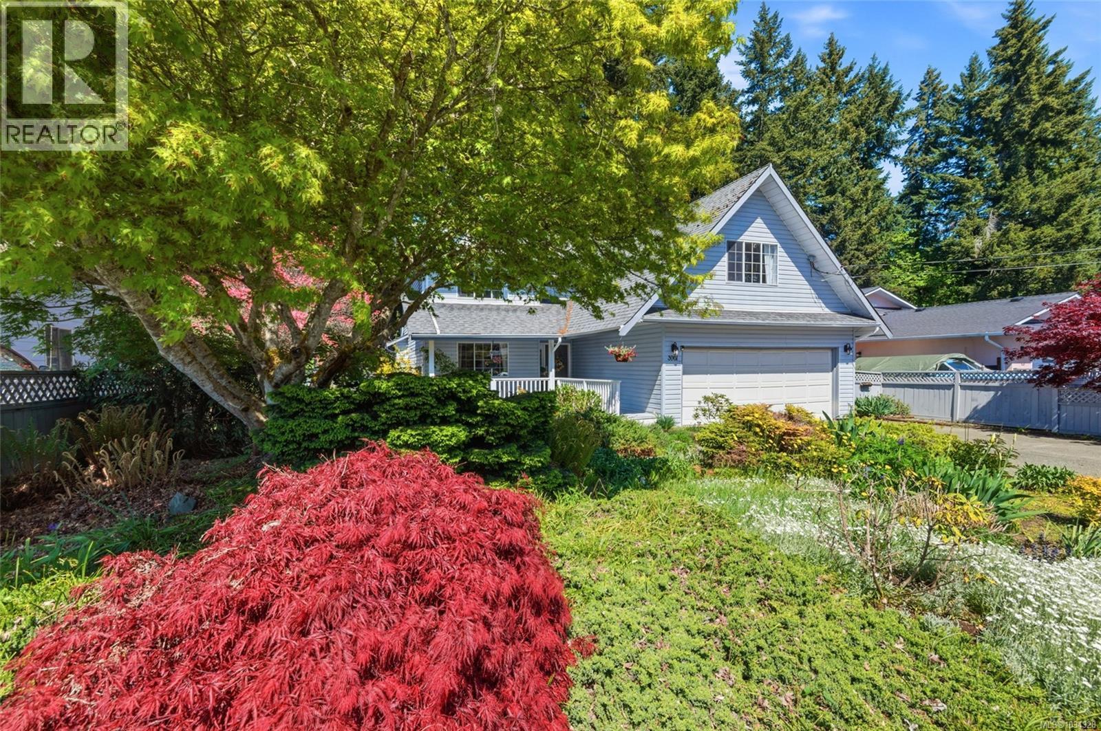 3961 Dunsmuir St - 40