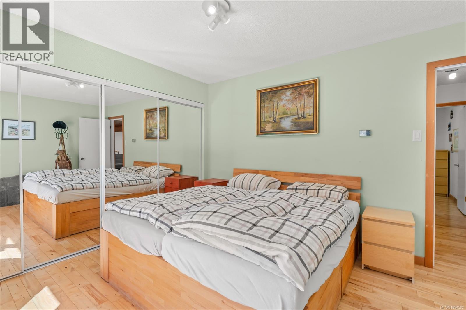 2915 Bevmaril Cres - 23